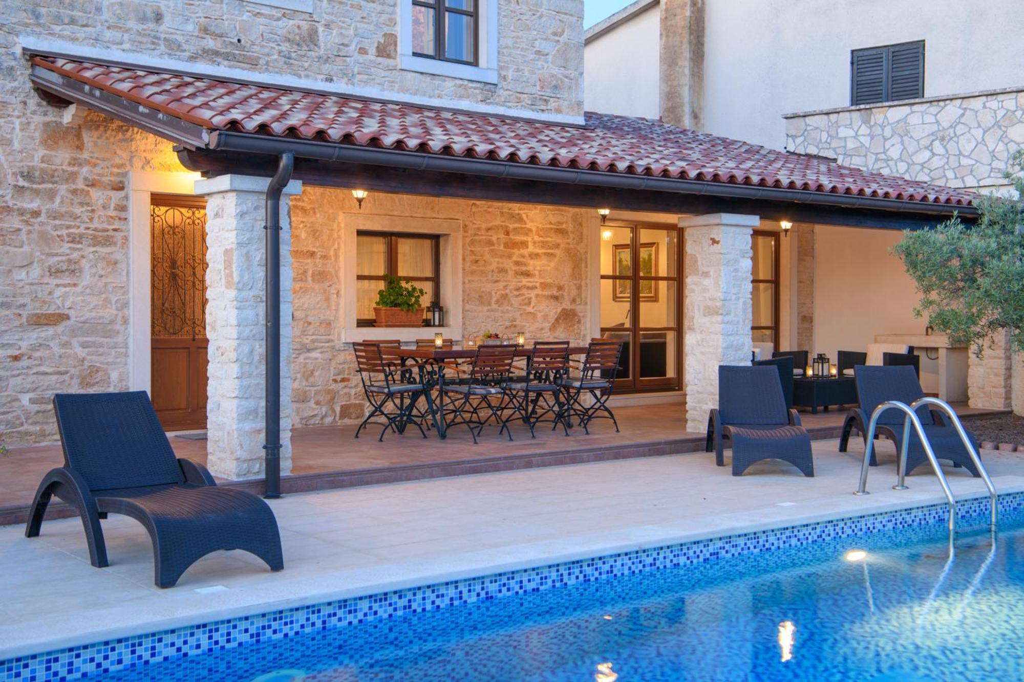 Villa Gina Valtura Exterior photo